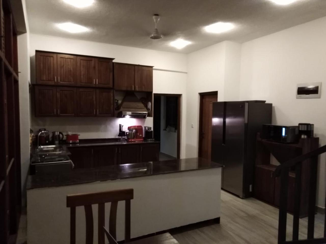 Lija Residence Негомбо Экстерьер фото