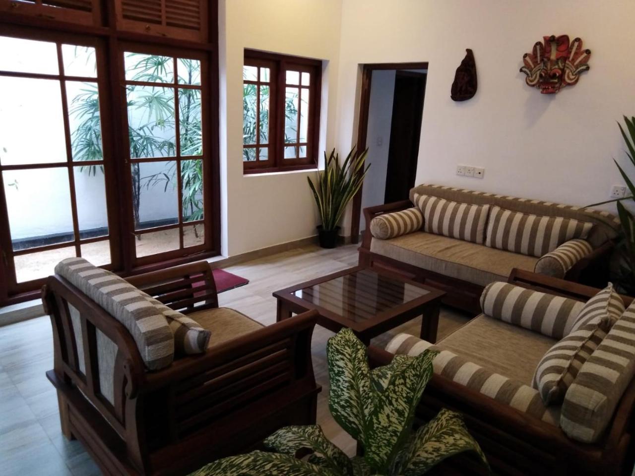 Lija Residence Негомбо Экстерьер фото