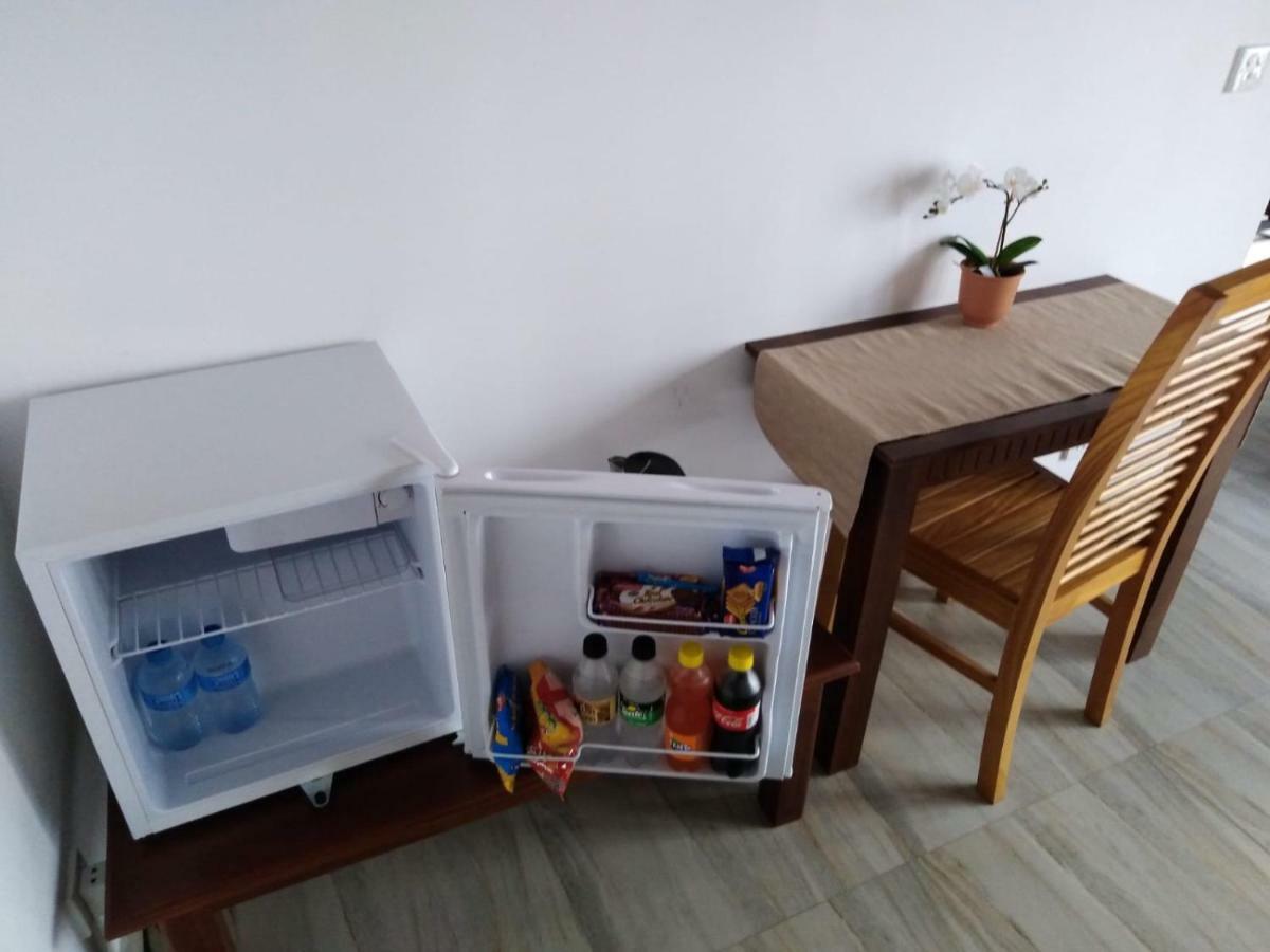 Lija Residence Негомбо Экстерьер фото