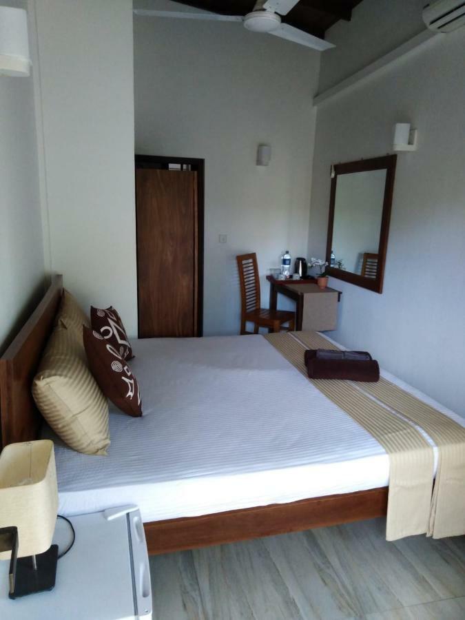 Lija Residence Негомбо Экстерьер фото