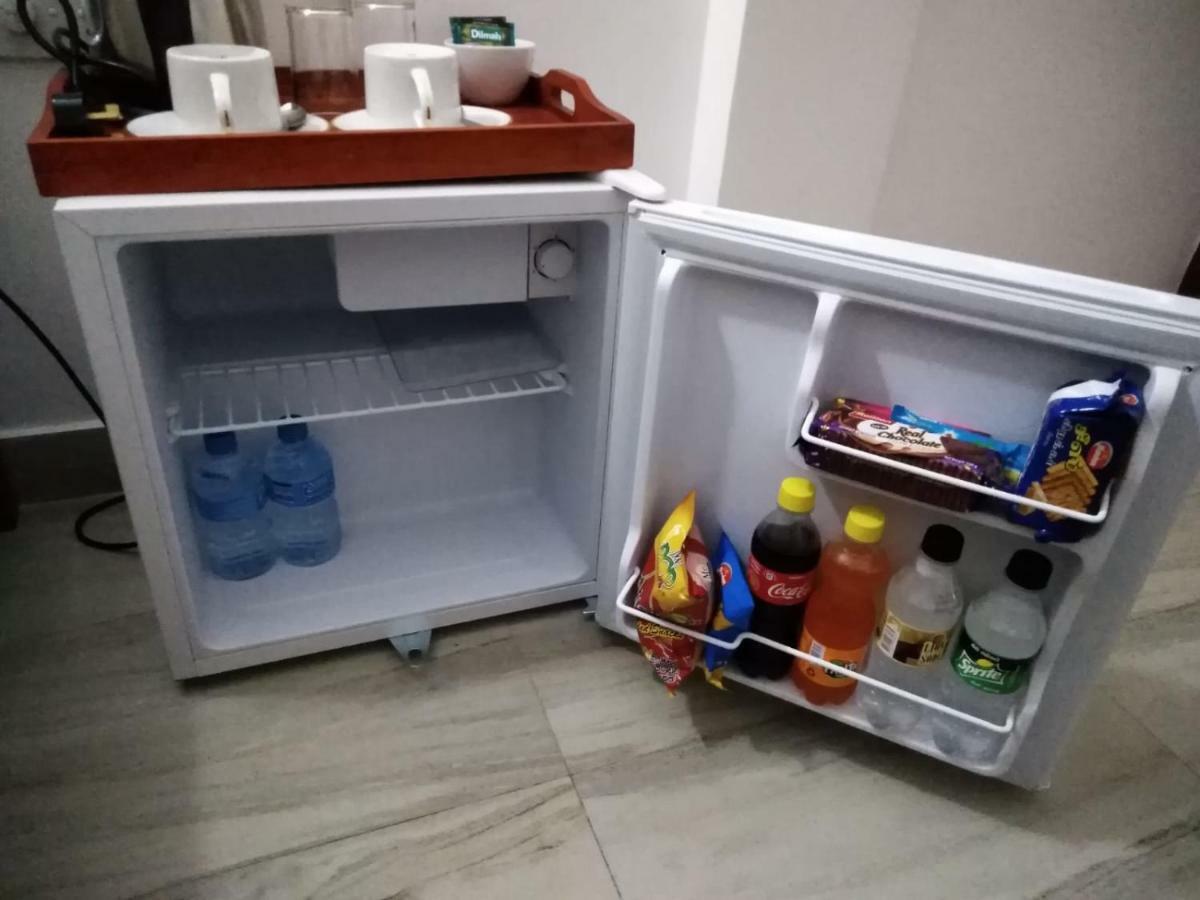Lija Residence Негомбо Экстерьер фото